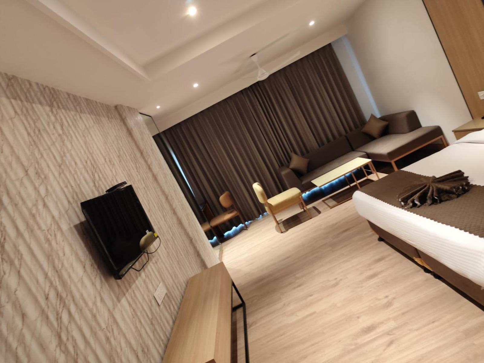 Anntilia Inn 卢迪亚纳 外观 照片